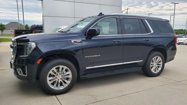 2022 GMC Yukon SLT