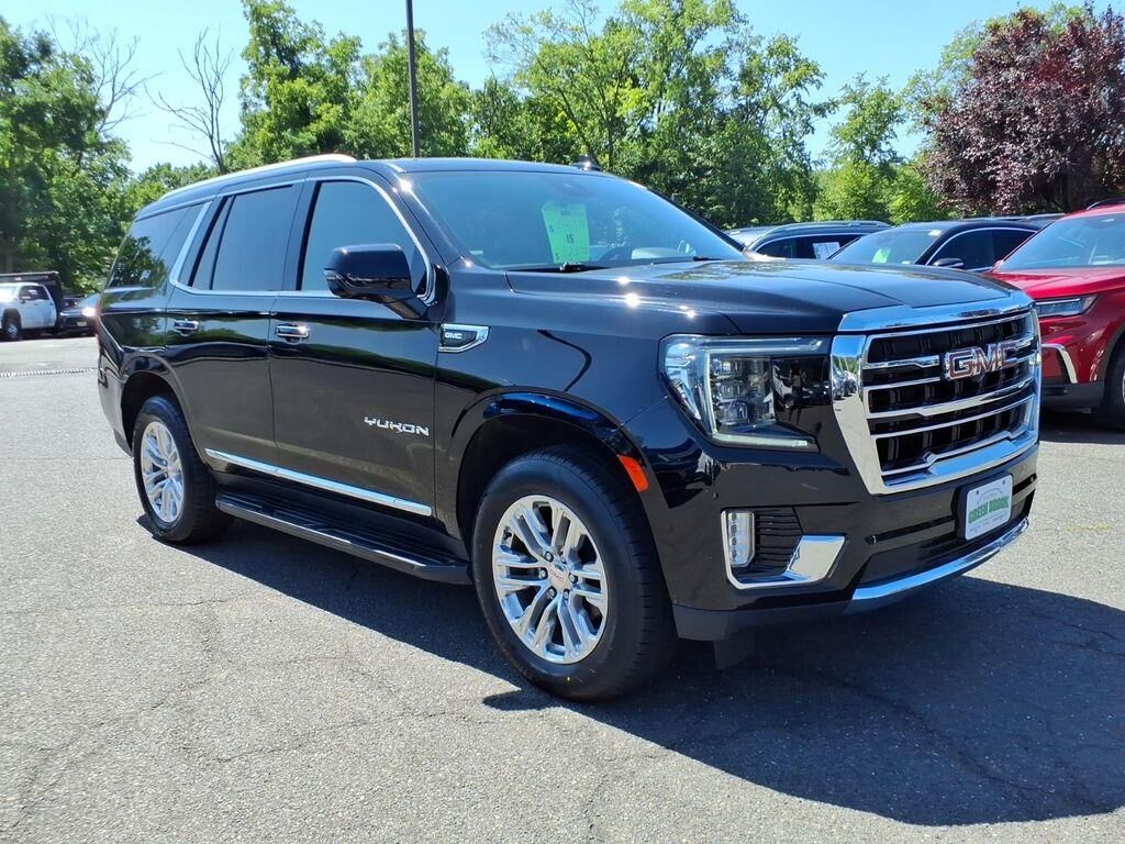 2023 GMC Yukon SLT — photo 1 of 26