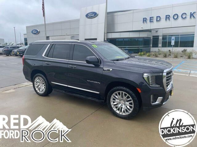 2023 GMC Yukon SLT