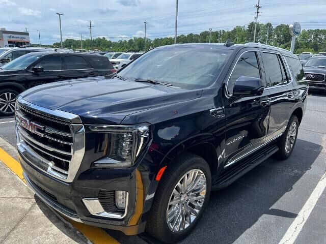 2021 GMC Yukon SLT