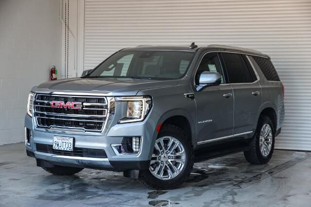 2023 GMC Yukon SLT