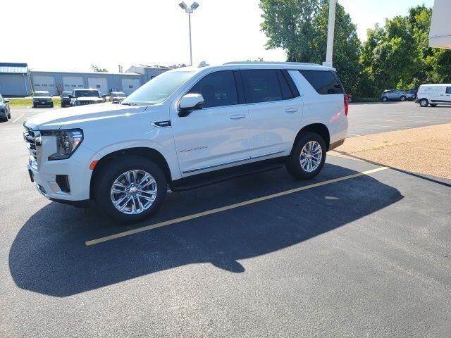 2024 GMC Yukon SLT
