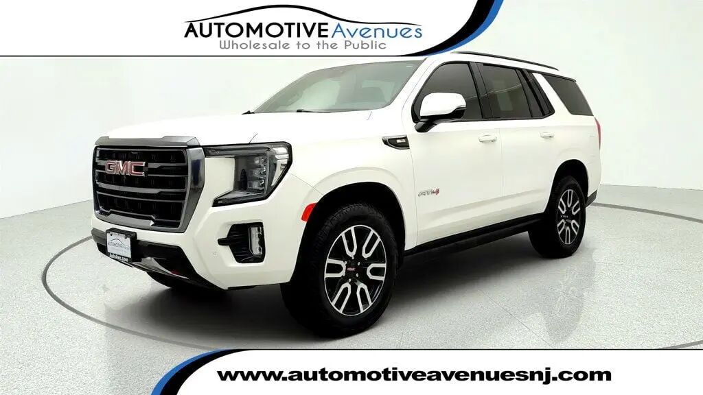 2024 GMC Yukon AT4 — photo 1 of 13