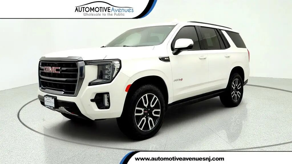 2024 GMC Yukon AT4 — photo 1 of 13