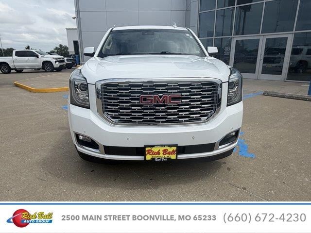 2018 GMC Yukon Denali — photo 1 of 12