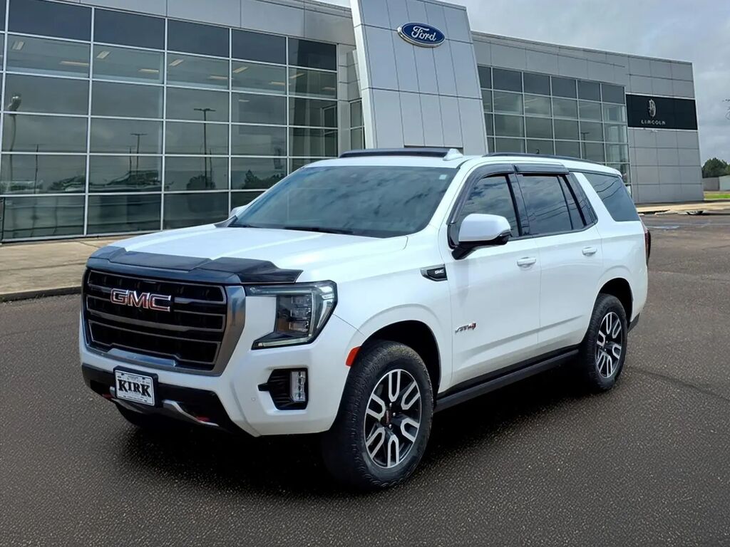 2024 GMC Yukon AT4 — photo 1 of 13