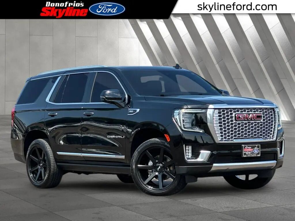2024 GMC Yukon Denali — photo 1 of 13