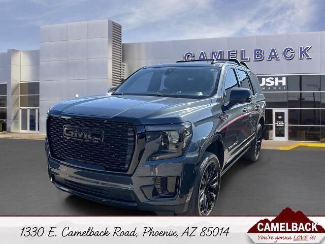2021 GMC Yukon Denali — photo 1 of 2