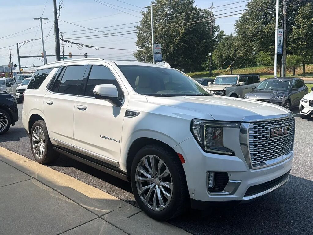 2023 GMC Yukon Denali — photo 1 of 39