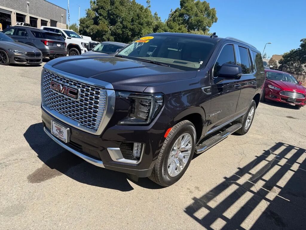 2024 GMC Yukon Denali — photo 1 of 13