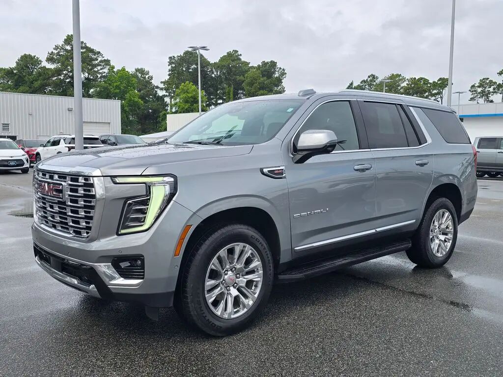 2025 GMC Yukon Denali — photo 1 of 13