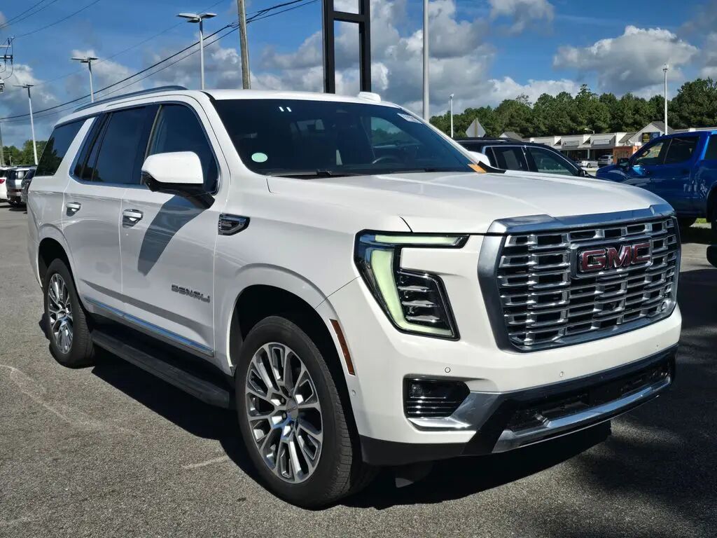 2025 GMC Yukon Denali — photo 1 of 13