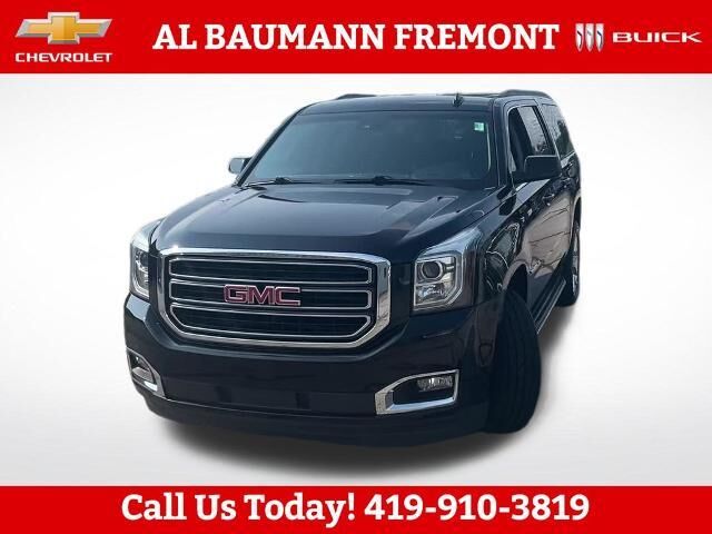 2017 GMC Yukon XL SLE — photo 1 of 12