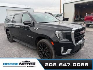 2022 GMC Yukon XL SLE — photo 1 of 7