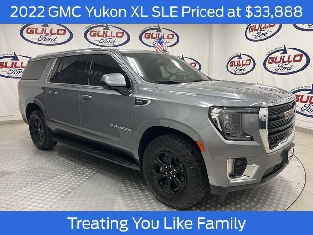 2022 GMC Yukon XL SLE — photo 1 of 13