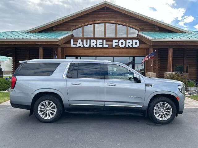 2023 GMC Yukon XL SLT