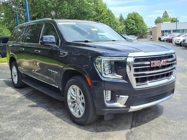 2022 GMC Yukon XL SLT