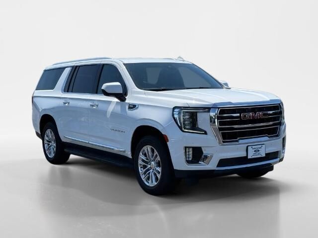 2024 GMC Yukon XL SLT — photo 1 of 13