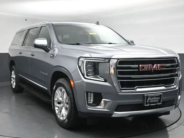 2022 GMC Yukon XL SLT