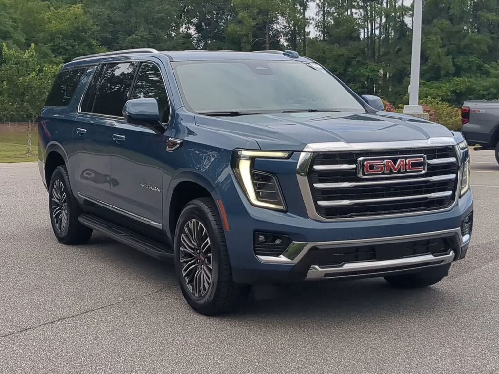 2026 GMC Yukon XL Elevation — photo 1 of 13