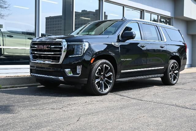 2022 GMC Yukon XL SLT