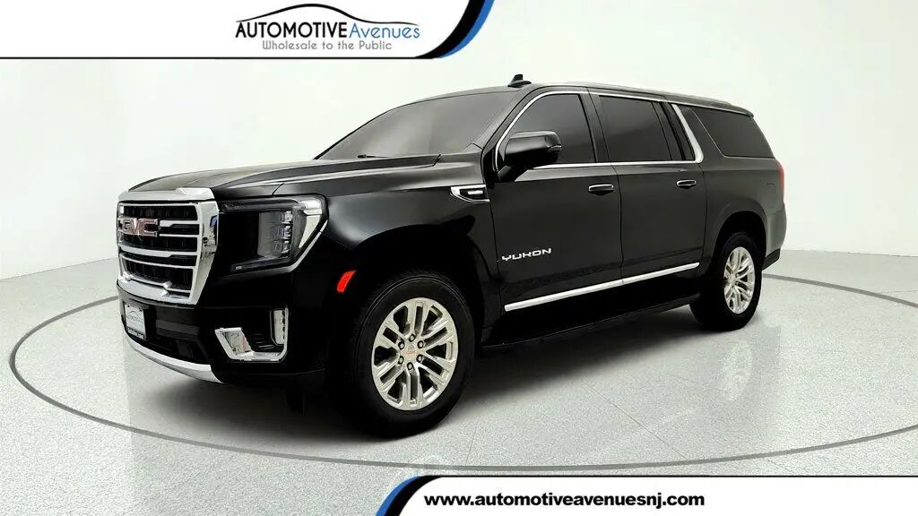 2023 GMC Yukon XL SLT