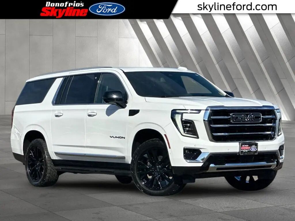 2025 GMC Yukon XL Elevation — photo 1 of 13
