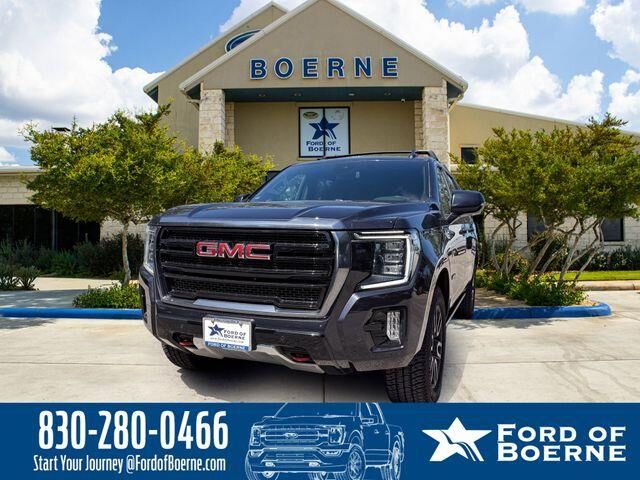 2023 GMC Yukon XL AT4