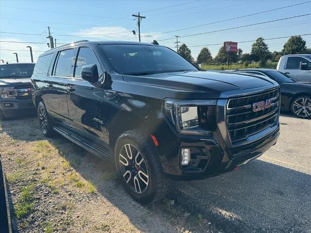 2021 GMC Yukon XL AT4