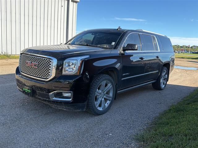 2017 GMC Yukon XL Denali