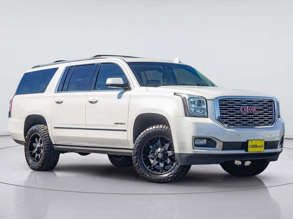 2018 GMC Yukon XL Denali — photo 1 of 1