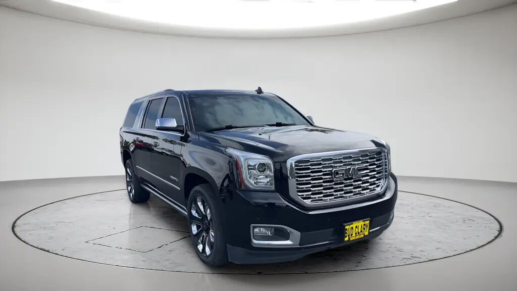 2019 GMC Yukon XL Denali — photo 1 of 12