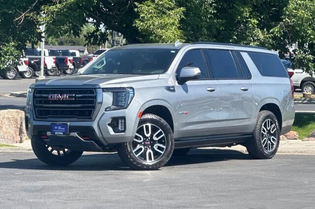 2023 GMC Yukon XL AT4