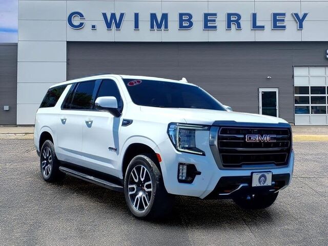 2022 GMC Yukon XL AT4