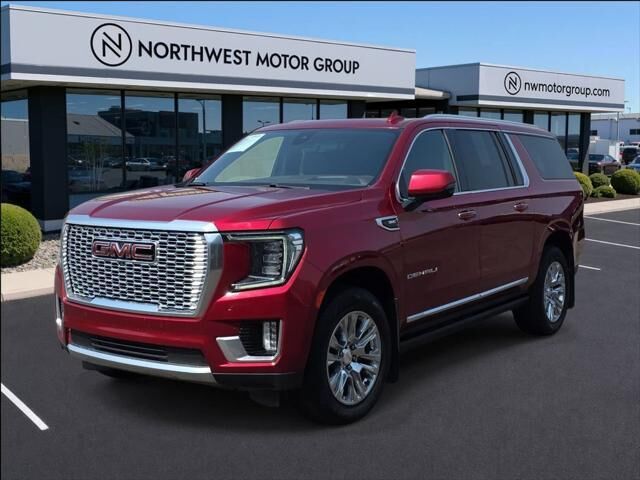 2021 GMC Yukon XL Denali — photo 1 of 13