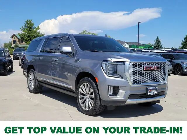 2022 GMC Yukon XL Denali — photo 1 of 13