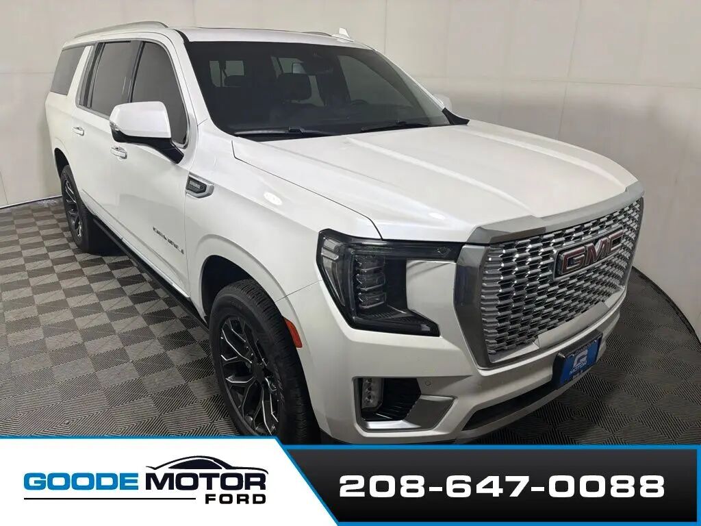 2023 GMC Yukon XL Denali — photo 1 of 13