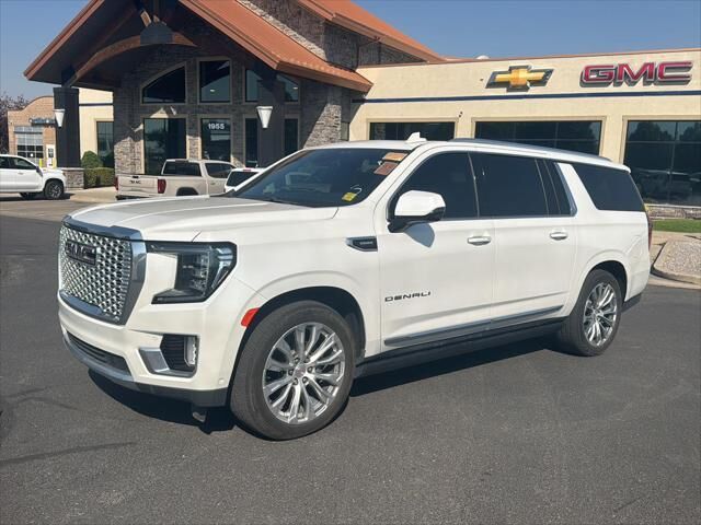 2023 GMC Yukon XL Denali