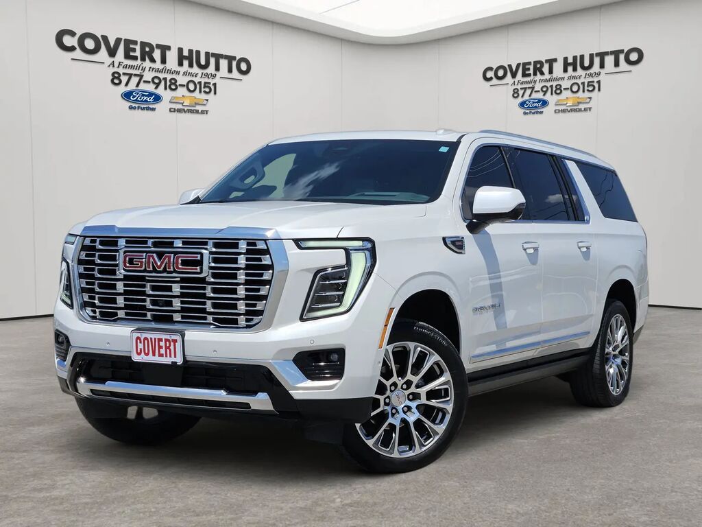 2025 GMC Yukon XL Denali — photo 1 of 16