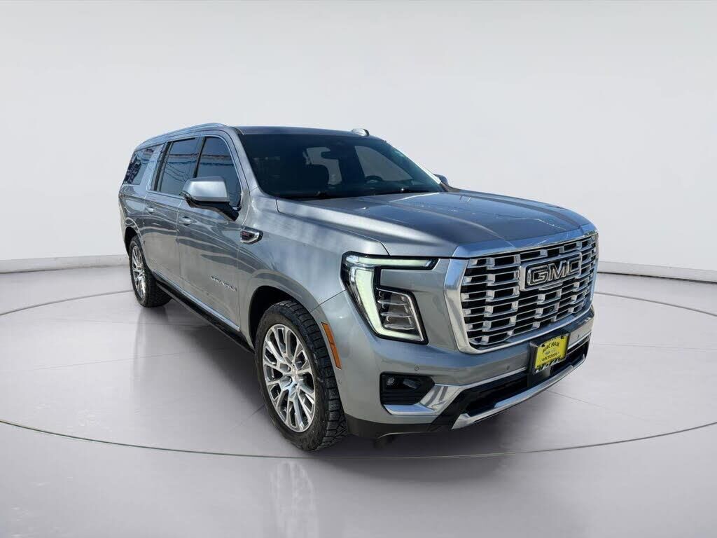 2025 GMC Yukon XL Denali — photo 1 of 1