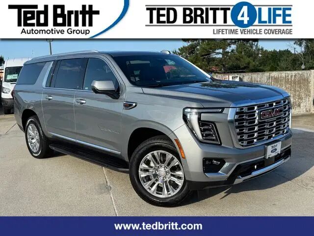 2025 GMC Yukon XL Denali — photo 1 of 13
