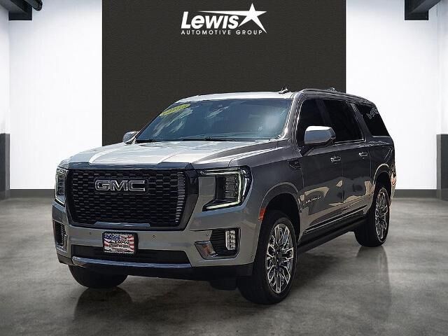 2023 GMC Yukon XL Denali Ultimate — photo 1 of 1