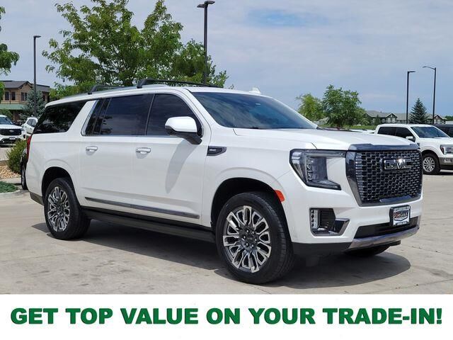 2023 GMC Yukon XL Denali Ultimate — photo 1 of 13