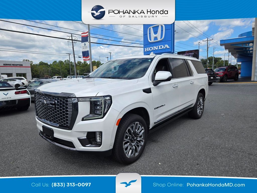 2024 GMC Yukon XL Denali Ultimate — photo 1 of 13