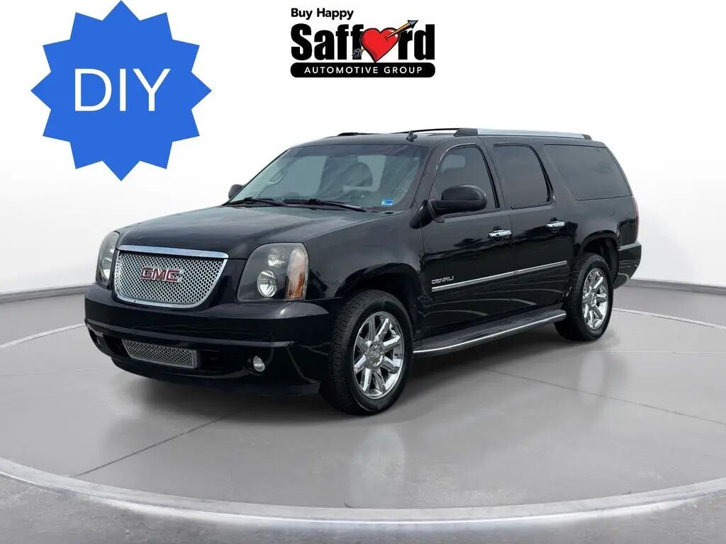 2010 GMC Yukon XL Denali — photo 1 of 13