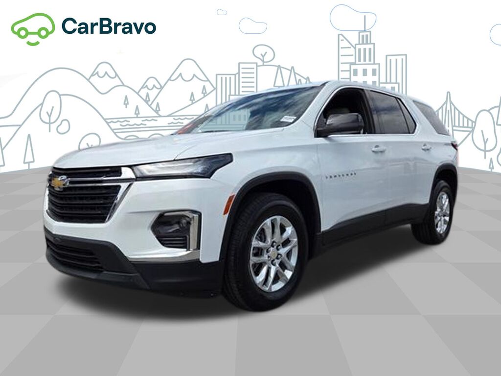 2022 Chevrolet Traverse LS — photo 1 of 7