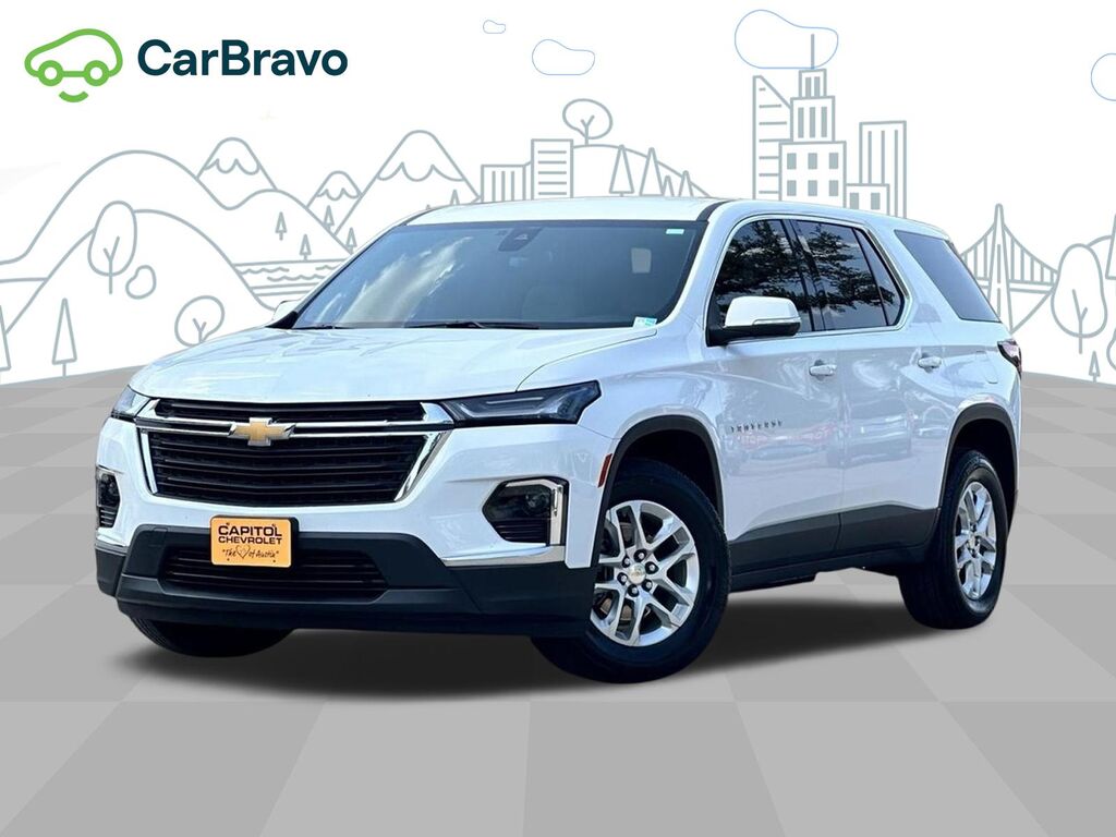 2023 Chevrolet Traverse LS — photo 1 of 6