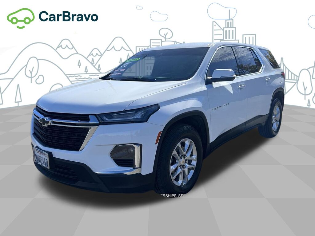 2023 Chevrolet Traverse LS — photo 1 of 7