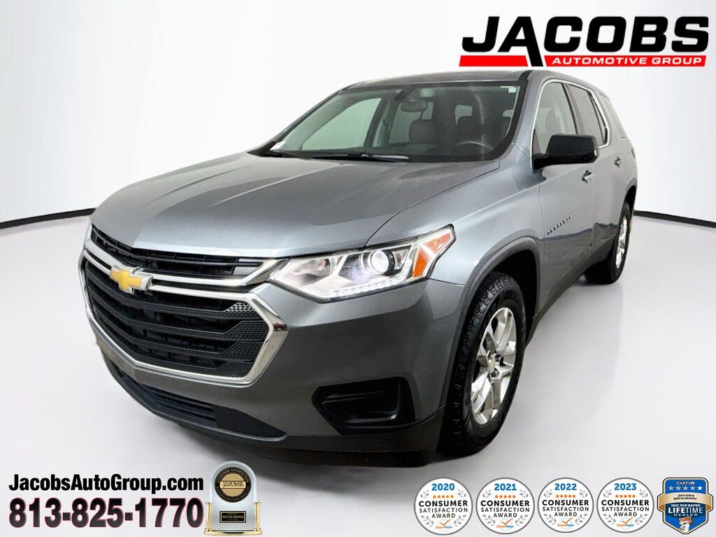 2018 Chevrolet Traverse LS — photo 1 of 13