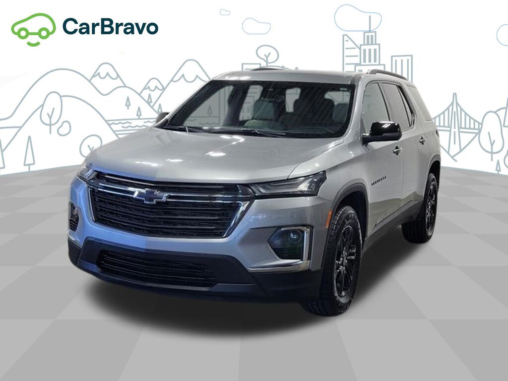 2023 Chevrolet Traverse LS — photo 1 of 7